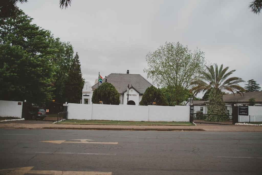 Lydenburg Manor Guest House Bagian luar foto